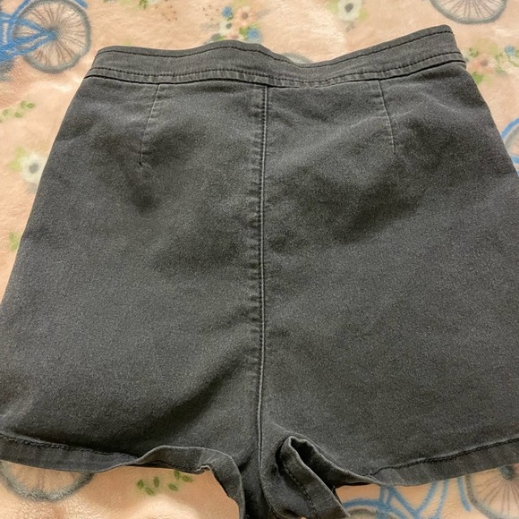 ASOS Bareback Black Shorts - Picture 2 of 5